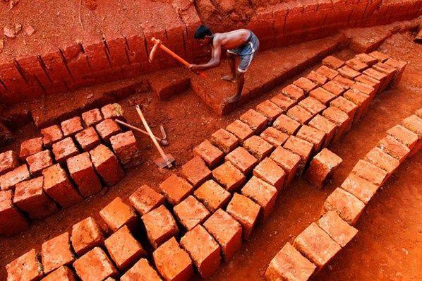 Are you looking for laterite bricks to construct your dream home? Here are 6 reasons why you should avoid laterite bricks and what bricks to choose